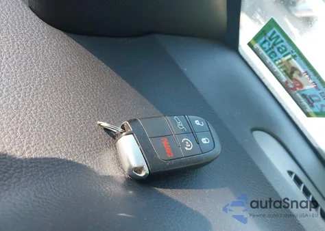 2018 Jeep Grand Cherokee Altitude 4X4 from USA, damaged, VIN 1C4RJFAG1JC284483